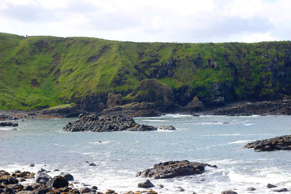 The Camel rock formation at Giant's Causeway - HH Lifestyle Travel