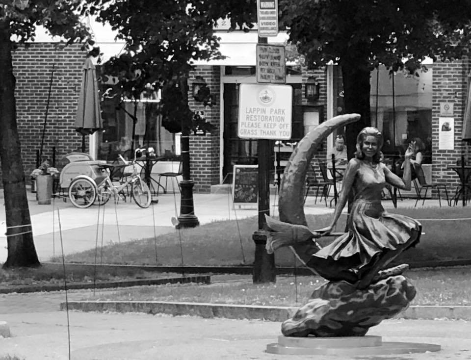 Bewitched statue, Salem