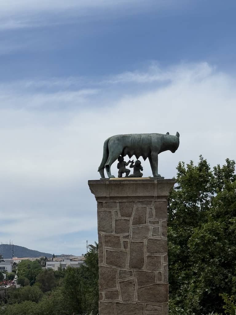 Capitoline Wolf - Romulus and Remus