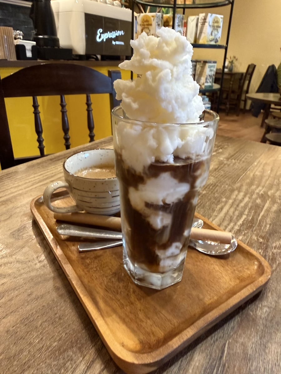 Coconut coffee, Hanoi