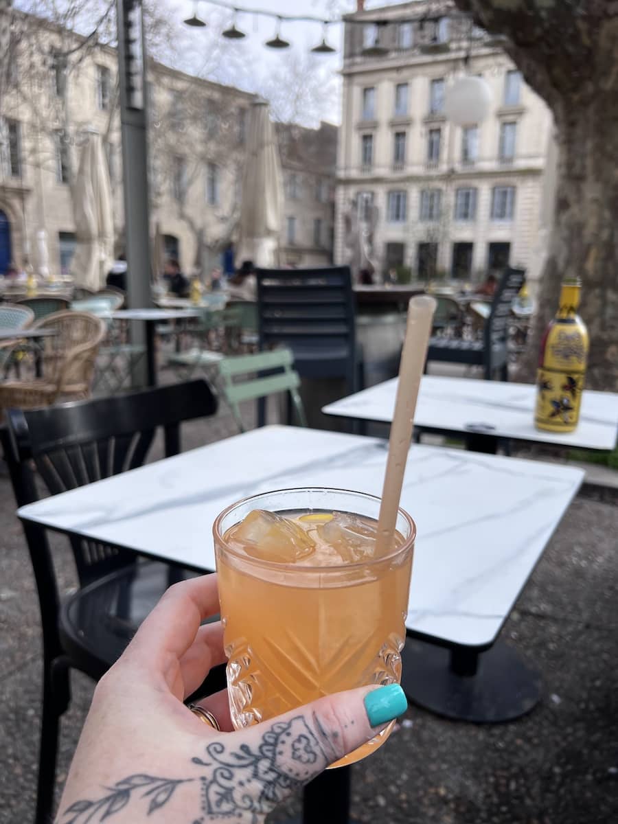 Drinks on a convivial square, Montpellier
