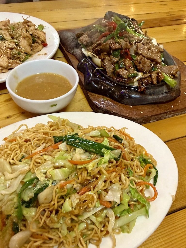 Amazing mountain goat and fried noodles from Hoàng Việt Restaurant, Tam Coc
