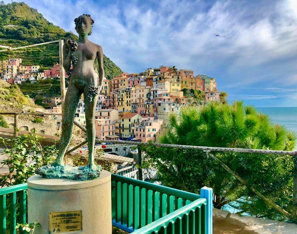 La Donna statue, Manarola