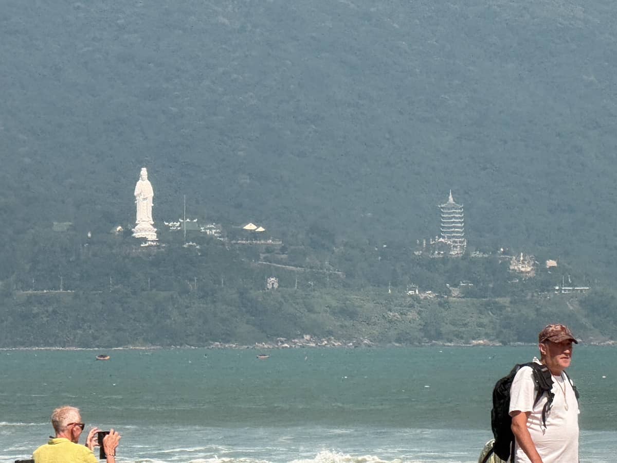 Linh Ung Pagoda and Lady Buddha, Da Nang