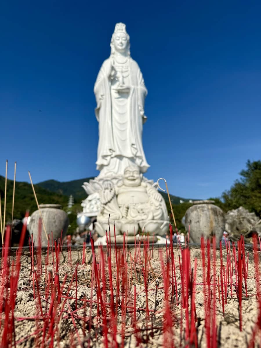 Linh Ung Pagoda and Lady Buddha, Da Nang