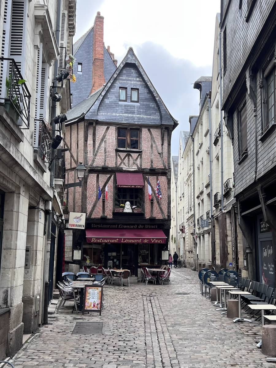 Leonard de Vinci restaurant, Tours 