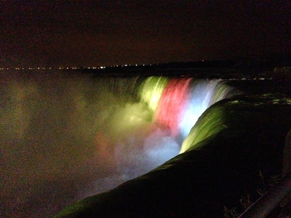 Niagara Falls at night