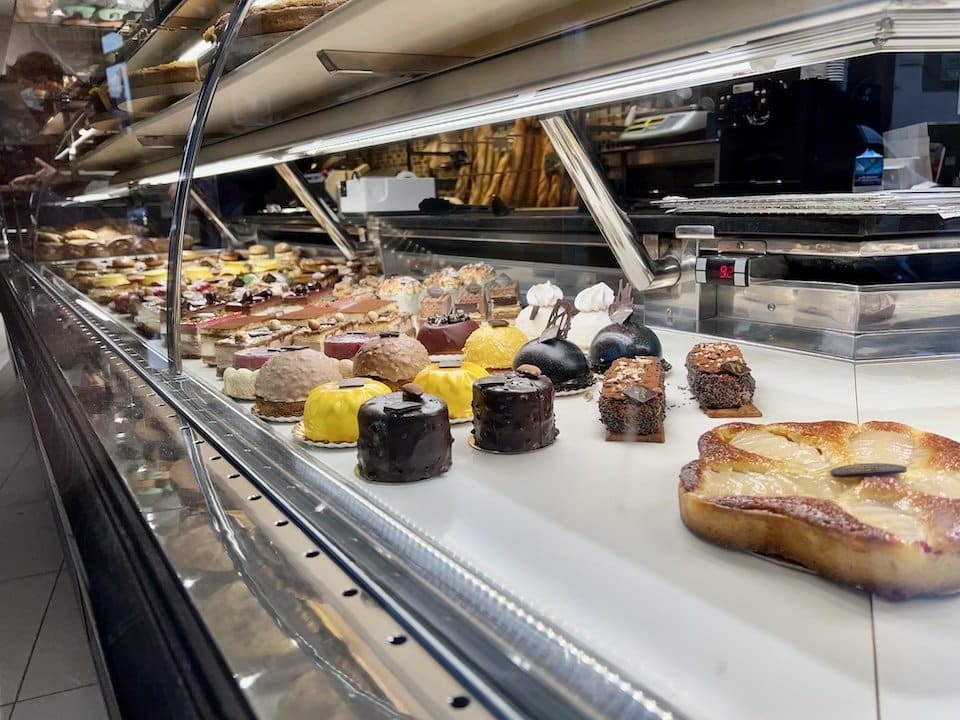 Cakes in Paris