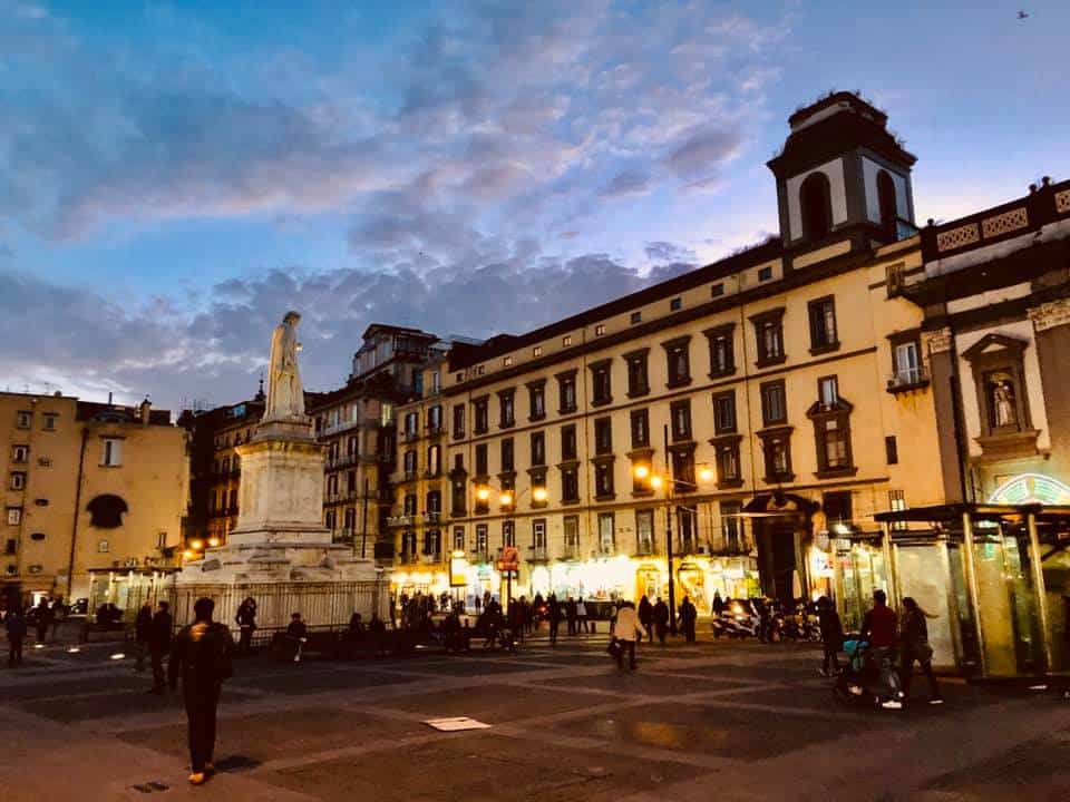 Piazza Dante, Naples