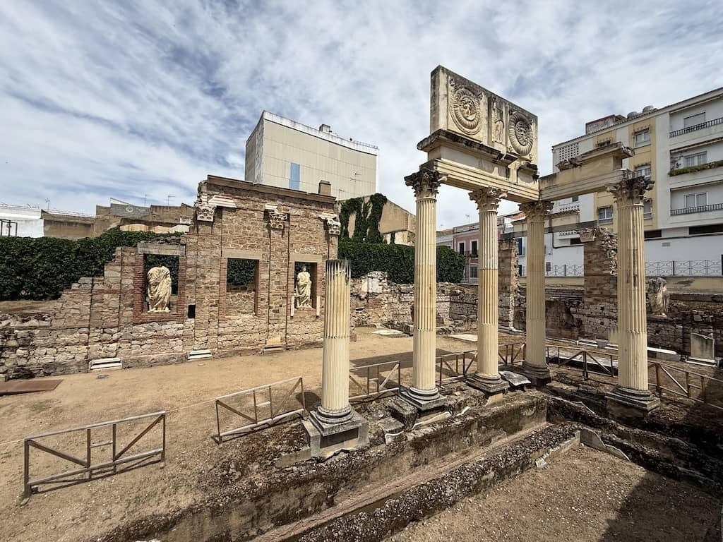 Pórtico del Foro Municipal de Augusta Emérita