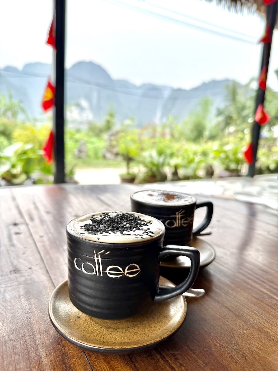 Sesame salt coffee, Tam Coc