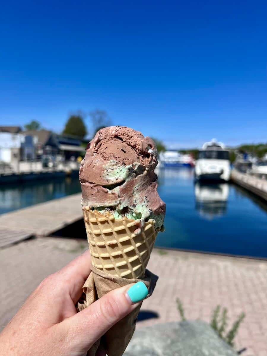 Ice cream in Tobermory